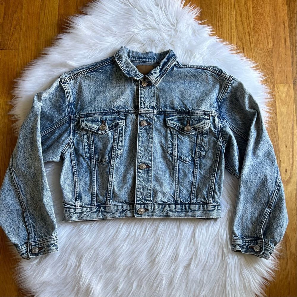 American Eagle Acid washed Jean Jacket Size Large